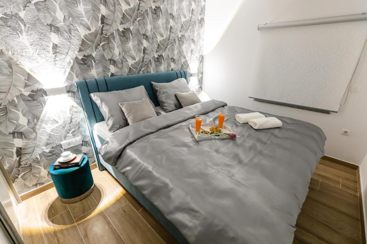 Apartman Laura Vir Luaran gambar